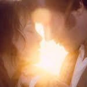 Contoh naskah drama dalam bahasa Inggris 'The Story of Kartono & Erica'
