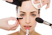 3 Dialog Bahasa Inggris Tentang Makeup Lengkap Beserta Artinya