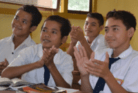 Contoh-RPP-Bahasa-Inggris-SMP-Kelas-7-Kurikulum-2013