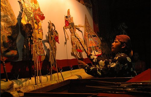 Descriptive Teks Tentang Wayang Kulit Dan Artinya